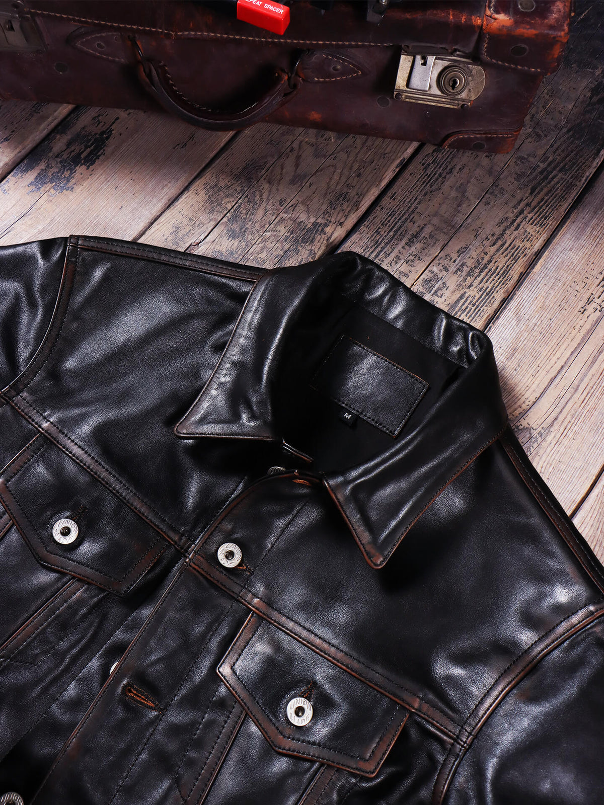 Men's Trucker Leather Jacket-Tertius