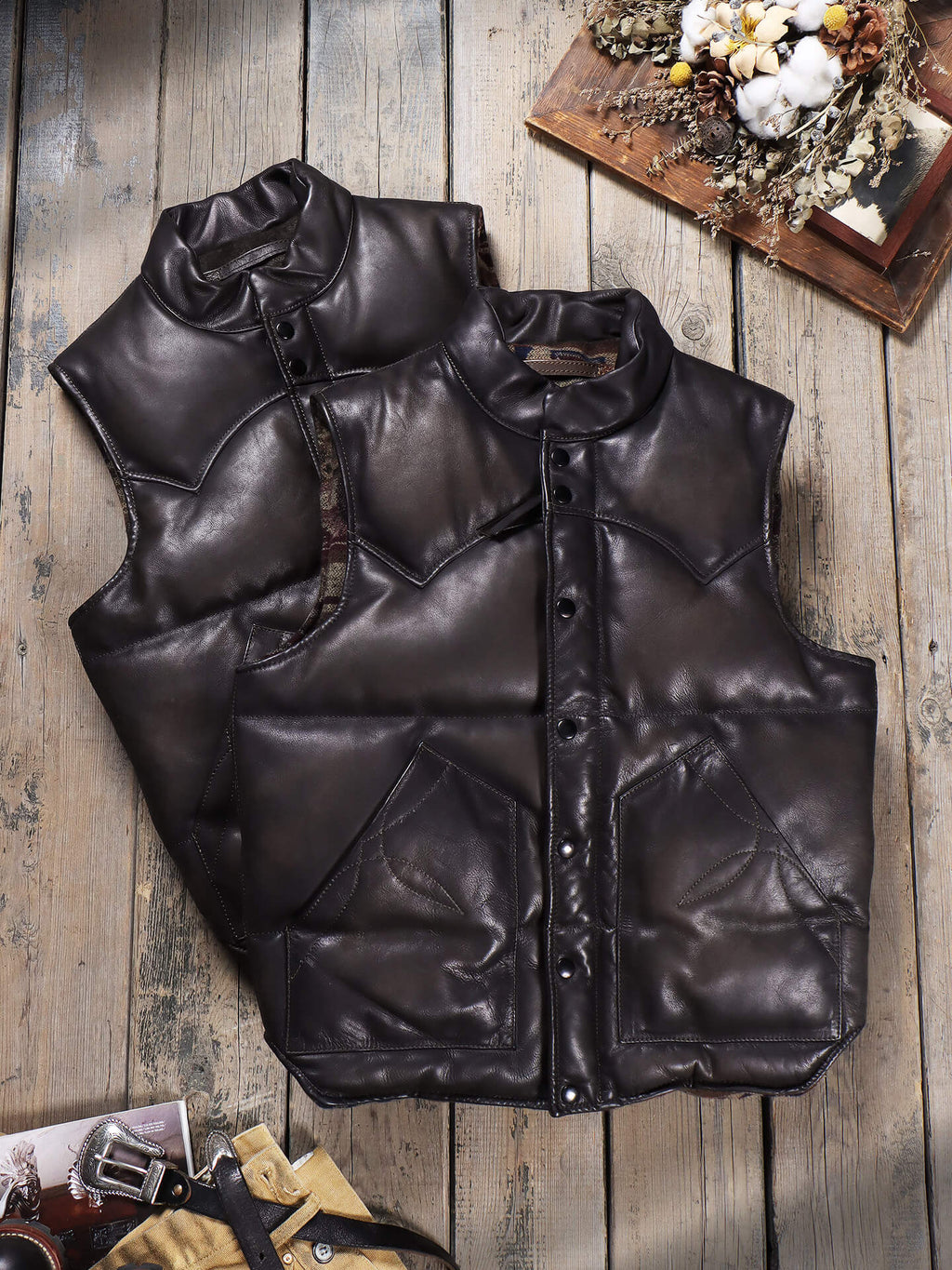 Men's Quilted Leather Down Vest-Calor